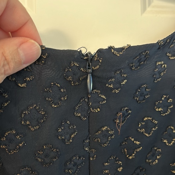 Dress - Picture 6 of 6